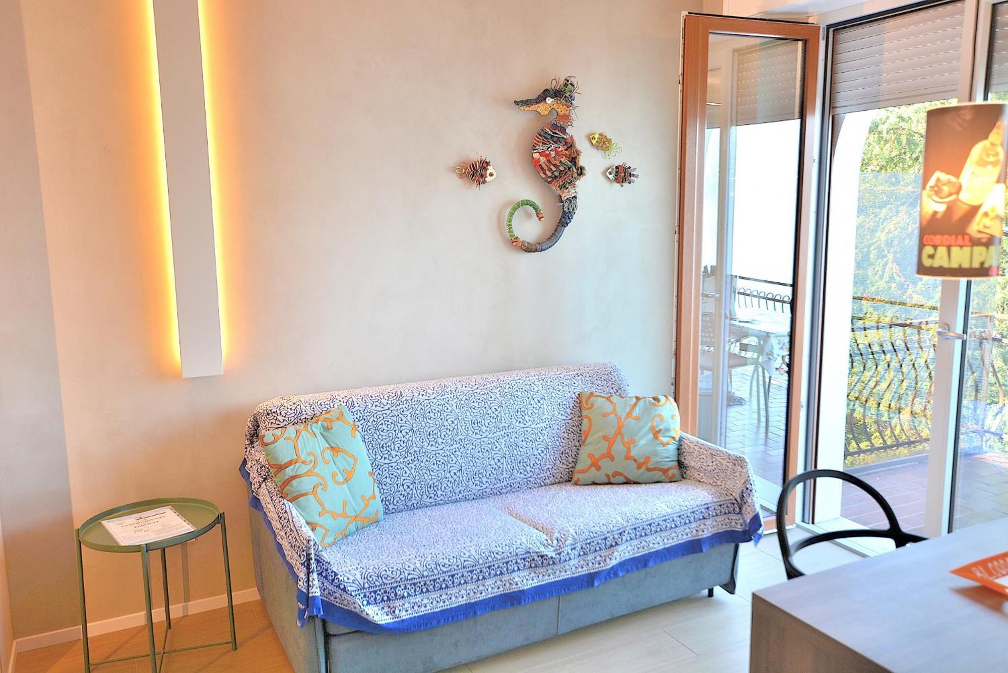 Leonardo Walsh Apartment With Lake View Torri Del Benaco Extérieur photo